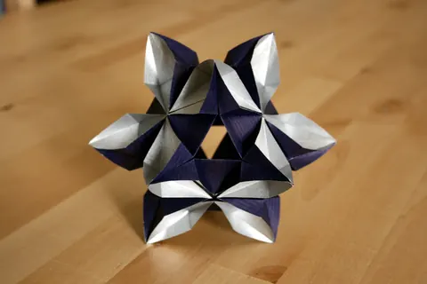 Traditional kusudama